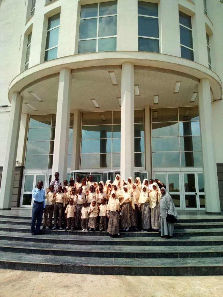 GKA students and teachers on an excursion